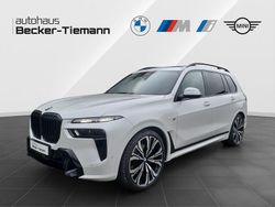 Mineralweiß Gebraucht 2024 BMW X7 M Sport SUV | 99.707 € (Teuer)