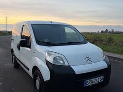 Weiß Gebraucht 2010 Citroën Nemo Van / Kleinbus | 3.690 € (Fairer Preis)
