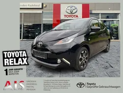 Schwarz Gebraucht 2018 Toyota Aygo X-play Kleinwagen | 9.490 € (Etwas zu teuer)