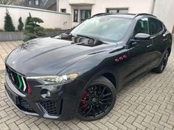 Schwarz Gebraucht 2020 Maserati Levante SUV | 47.500 € (Guter Preis)