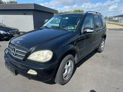 Schwarz Gebraucht 2006 Mercedes ML400 SUV | 2.000 €
