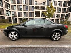Schwarz Gebraucht 2006 Renault Mégane Cabriolet Cabrio | 1.675 € (Fairer Preis)