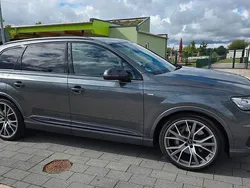 Grau Gebraucht 2019 Audi Q7 S-Line SUV | 54.900 €
