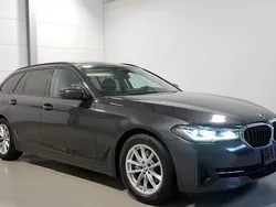 Grau Gebraucht 2021 BMW 520 Performance Kombi | 25.850 € (Fairer Preis)