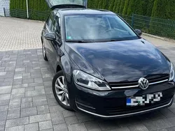 Schwarz Gebraucht 2016 VW Golf VII Limousine | 12.500 € (Guter Preis)