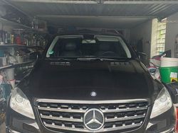 Schwarz Gebraucht 2012 Mercedes ML350 SUV | 20.500 € (Etwas zu teuer)
