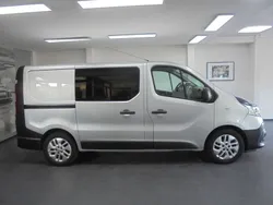 Silber Gebraucht 2015 Renault Trafic Van | 8.900 € (Superpreis)