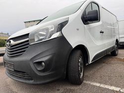 Weiß Gebraucht 2016 Opel Vivaro Van / Kleinbus | 7.990 € (Guter Preis)