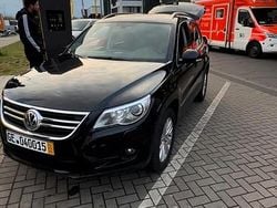 Schwarz Gebraucht 2010 VW Tiguan Sportline SUV | 8.500 € (Guter Preis)