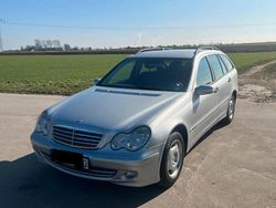 Silber Gebraucht 2005 Mercedes C180 Kombi | 850 € (Superpreis)