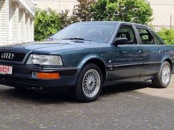 Grün Gebraucht 1991 Audi V8 Limousine | 27.500 €