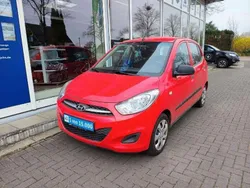 Electric red Gebraucht 2013 Hyundai i10 Edition Kleinwagen | 2.800 € (Guter Preis)
