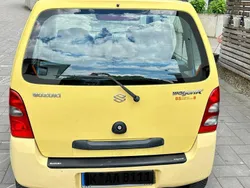 Gelb Gebraucht 2001 Suzuki Wagon R Kleinwagen | 1.500 €