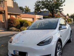 Weiß Gebraucht 2023 Tesla Model Y SUV | 35.900 € (Guter Preis)