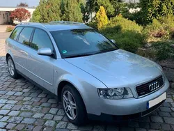 Silber Gebraucht 2001 Audi A4 Kombi | 2.800 € (Fairer Preis)
