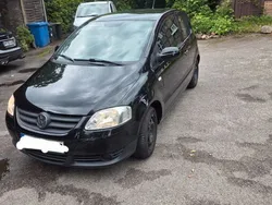 Schwarz Gebraucht 2010 VW Fox Refresh Kleinwagen | 2.500 €