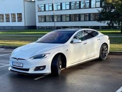Weiß Gebraucht 2017 Tesla Model S Kleinwagen | 20.950 €