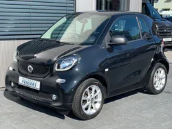 Schwarz Gebraucht 2017 Smart ForTwo Coupé Passion Coupé | 13.990 € (Etwas zu teuer)