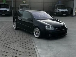 Schwarz Gebraucht 2008 VW Golf V Edition | 8.800 €