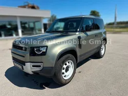Grün Gebraucht 2021 Land Rover Defender Basis SUV | 56.500 €