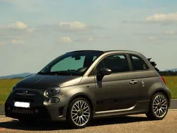 Grau Gebraucht 2019 Abarth 595C Cabrio | 16.700 € (Etwas zu teuer)