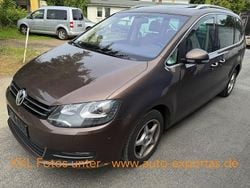 Braun Gebraucht 2011 VW Sharan Van / Kleinbus | 5.280 € (Guter Preis)