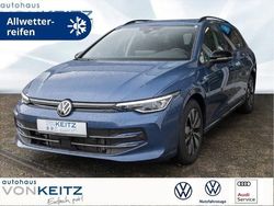 Blau Gebraucht 2024 VW Golf VIII Life Kombi | 28.490 € (Fairer Preis)
