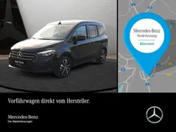Schwarz Gebraucht 2024 Mercedes T180 Progressive Van / Kleinbus | 30.979 € (Teuer)