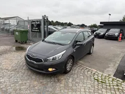 Grau Gebraucht 2012 Kia Ceed Sportswagon Vision Kombi | 3.000 € (Etwas zu teuer)