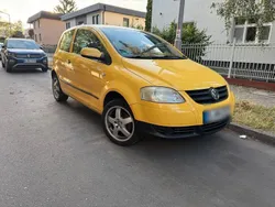Gelb Gebraucht 2006 VW Fox Kleinwagen | 699 €