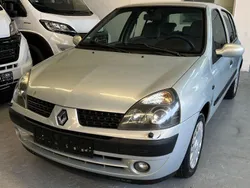 Silber Gebraucht 2003 Renault Clio II Privilege Limousine | 1.199 € (Guter Preis)