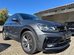Grau Gebraucht 2019 VW Tiguan R-line SUV | 26.990 € (Guter Preis)