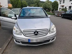 Silber Gebraucht 2006 Mercedes B200 Van / Kleinbus | 3.000 € (Fairer Preis)