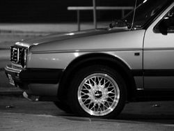 Grau Gebraucht 1988 VW Golf II Limousine | 7.499 €