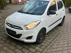 Weiß Gebraucht 2013 Hyundai i10 Kleinwagen | 2.500 € (Guter Preis)