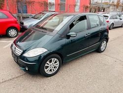Grün Gebraucht 2004 Mercedes A150 Limousine | 1.799 € (Fairer Preis)