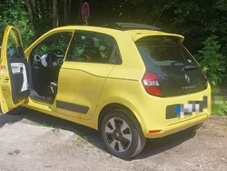 Gelb Gebraucht 2016 Renault Twingo Liberty Kleinwagen | 8.230 € (Fairer Preis)