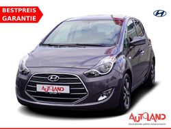 Grau Gebraucht 2018 Hyundai ix20 Van / Kleinbus | 13.990 € (Teuer)