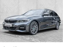 Grau Gebraucht 2022 BMW 320e M Sport Kombi | 31.250 € (Fairer Preis)