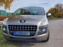 Grau Gebraucht 2012 Peugeot 3008 Active SUV | 5.800 € (Fairer Preis)