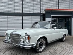 Weiß Gebraucht 1970 Mercedes W111 SE Coupé | 89.890 €