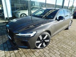 Platinumgrey Gebraucht 2024 Volvo V60 Ultra Kombi | 47.900 €