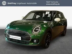 British racing green metallic Gebraucht 2022 Mini Cooper Clubman Classic Kombi | 20.890 € (Guter Preis)