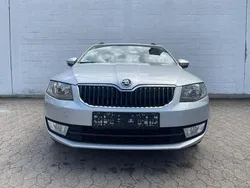Silber Gebraucht 2015 Skoda Octavia Kombi | 6.900 € (Superpreis)