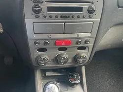Silber Gebraucht 2005 Alfa Romeo 147 Kleinwagen | 1.400 €