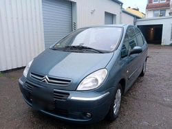 Grau Gebraucht 2005 Citroën Xsara Picasso Van / Kleinbus | 2.450 € (Fairer Preis)