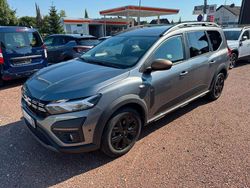 Dolomit grau Gebraucht 2024 Dacia Jogger Extreme Van / Kleinbus | 21.950 € (Fairer Preis)