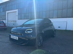 Schwarz Gebraucht 2022 Fiat 500e Icon Kleinwagen | 17.997 € (Fairer Preis)