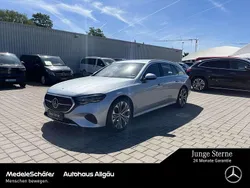 Lack hightechsilber Gebraucht 2024 Mercedes E300 Avantgarde Kombi | 50.550 € (Fairer Preis)