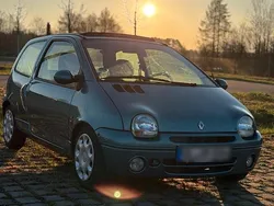 Blau Gebraucht 2002 Renault Twingo Kleinwagen | 1.999 €